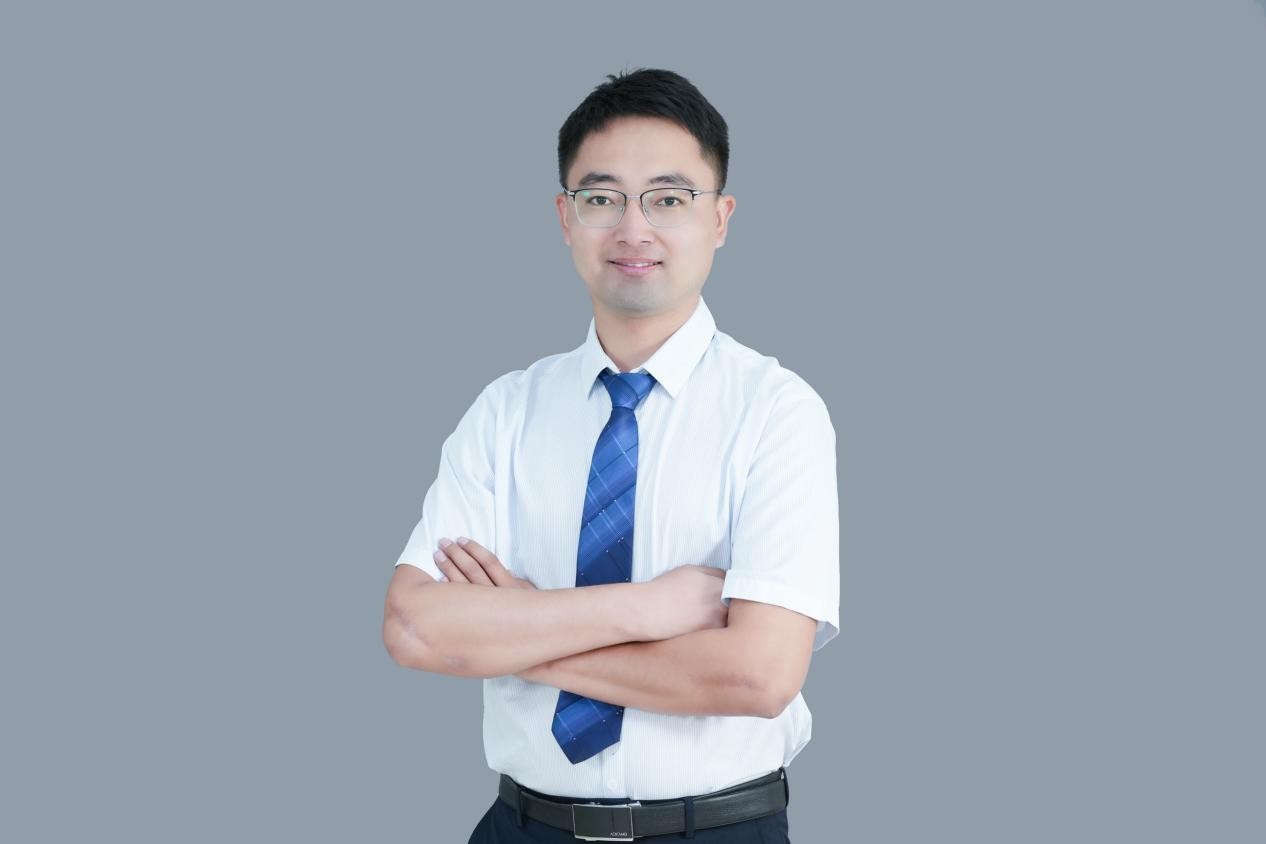 張（zhāng）新凱