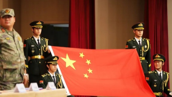 六力高級中學（xué）2025 級（jí）新生國防教育【開營篇】——八（bā）十載榮光啟幕，少（shǎo）年脊梁自此立