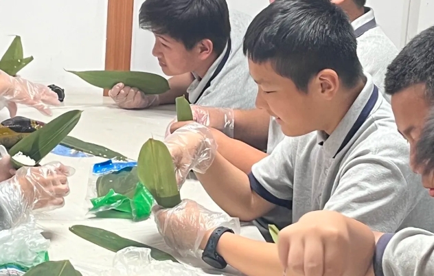 粽香滿校園，文（wén）化傳承情--六（liù）力學校初中部七年級端午佳節獻禮紀（jì）實